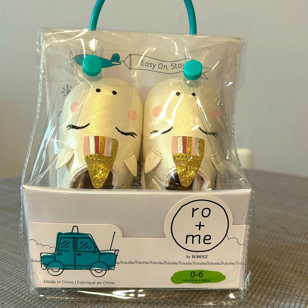 Ro + Me by ROBEEZ Infant Soft Sole Shoes Size 0-6 Months Unicorn